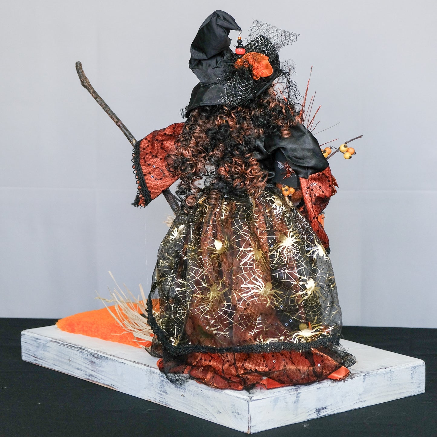 Jack-o'-Lantern Fangirl Witch