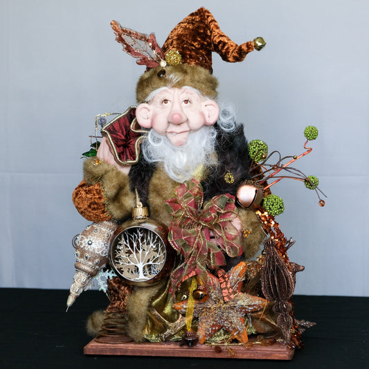 Santa Draped in Gold